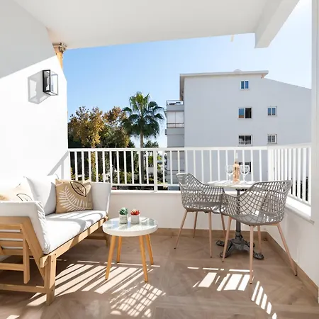 Apartment In Golden Mile / Puerto Banus