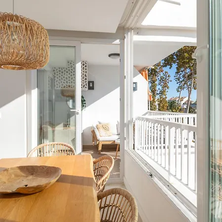 In Golden Mile / Puerto Banus Μαρμπέλλα